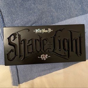 Kat Von D Shimmery Shade and Light Pallette